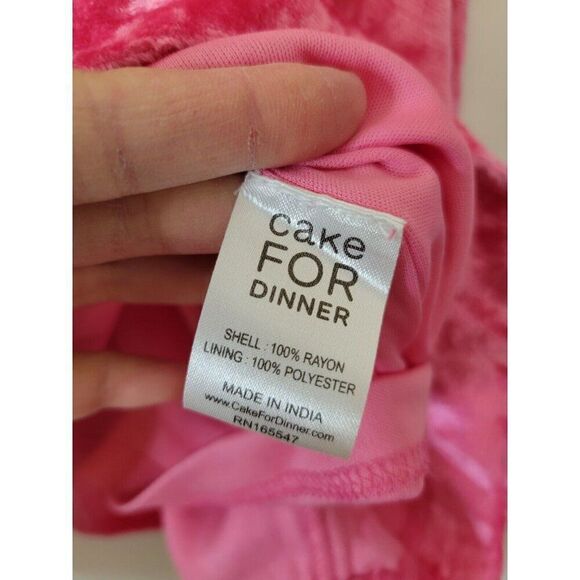 New CAKE FOR DINNER Small Pink Velvet Top Cami w/ Ribbon Straps - Picture 5 of 6